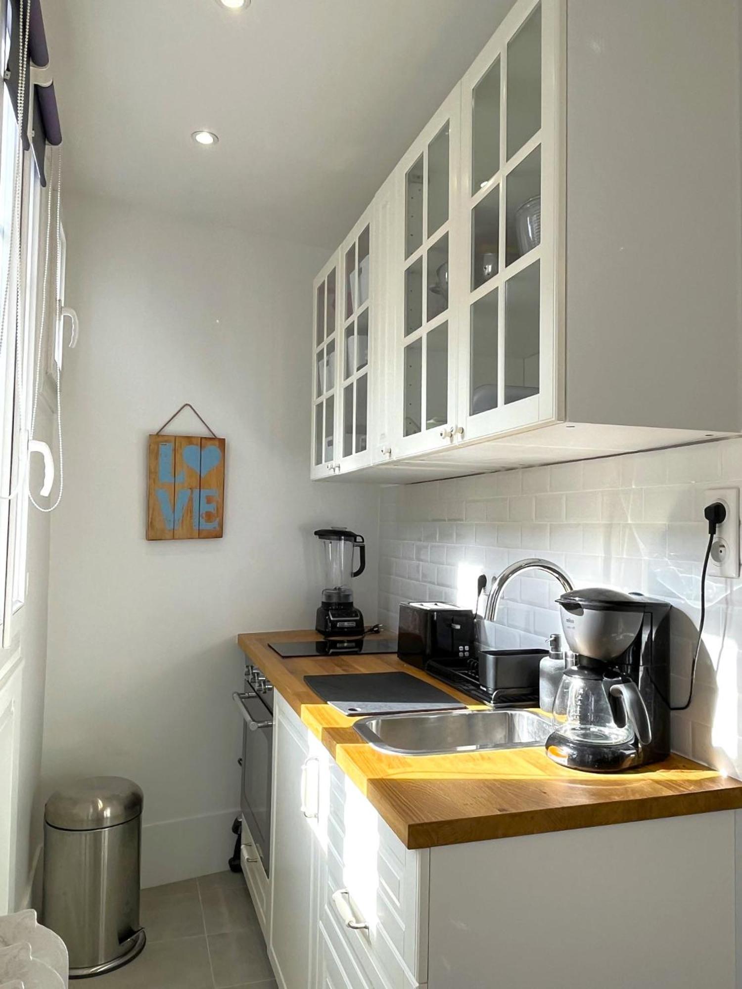 L' Blomet Apartment *